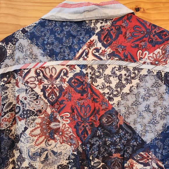 John Mark Striped Button-Up Top - Picture 7 of 9